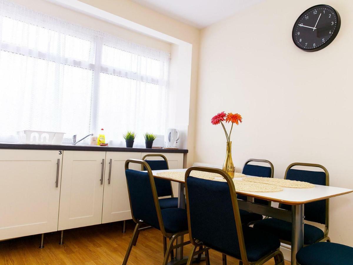 Mandeville Rooms Northolt (Greater London) Exterior foto