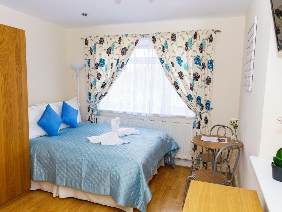 Mandeville Rooms Northolt (Greater London) Exterior foto